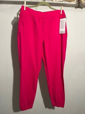 LuLu Lemon Hot Pink Ladies Pull-On Jogger Pants NWT size 10